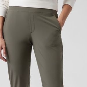 Athlete Brooklyn Ankle Pants